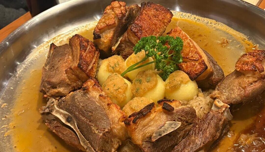 Schäuferle essen in Regensburg